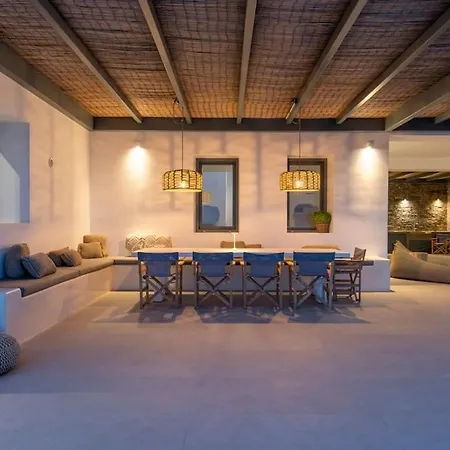Deep Blue Vista Villa *